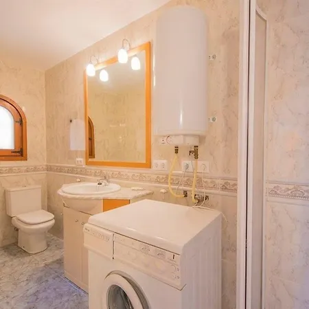 Maryvilla 36 - Plaza Mayor Apartment *